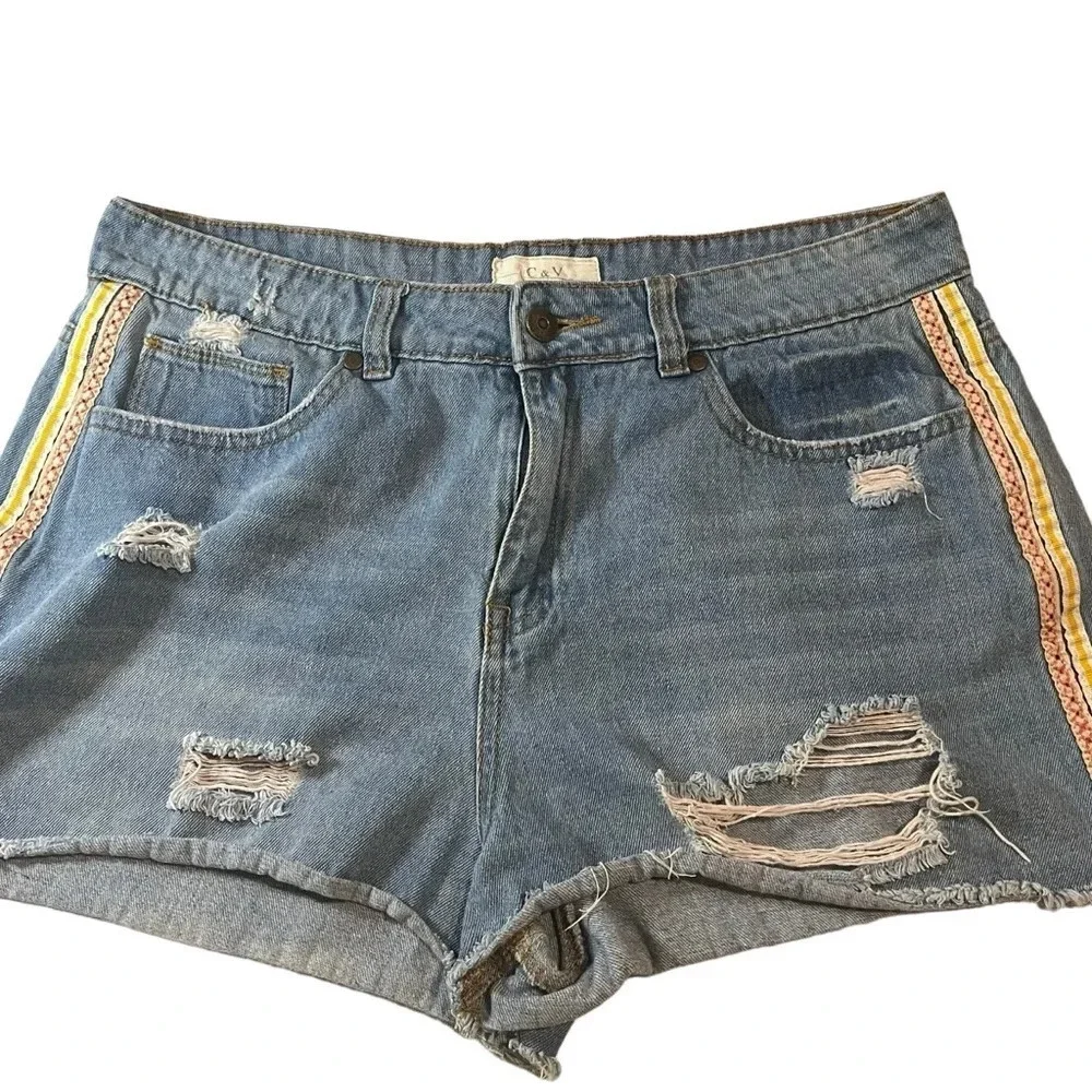 Chelsea & Violet Boho Distressed Shorts With Ribbon Stripes Women’s Size 30 NWOT